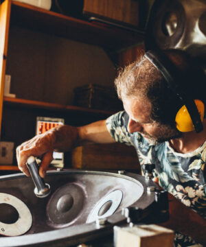 Alternative View of the Handpan - Mokum Instruments - B Kurd 13 - The Grounding One