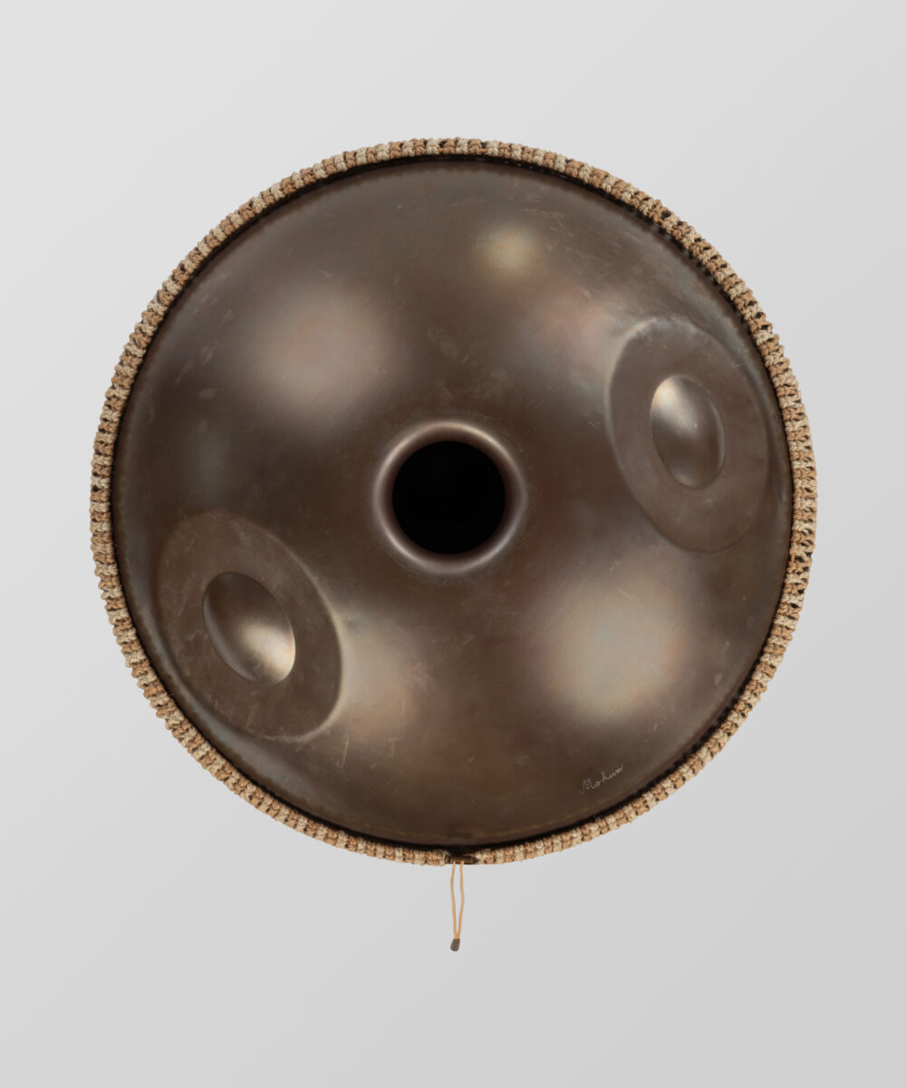 Alternative view of Mokum Instruments - B Kurd 12 - Handpan
